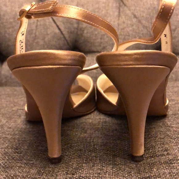 Stuart Weitzman shoes - Picture 4 of 8